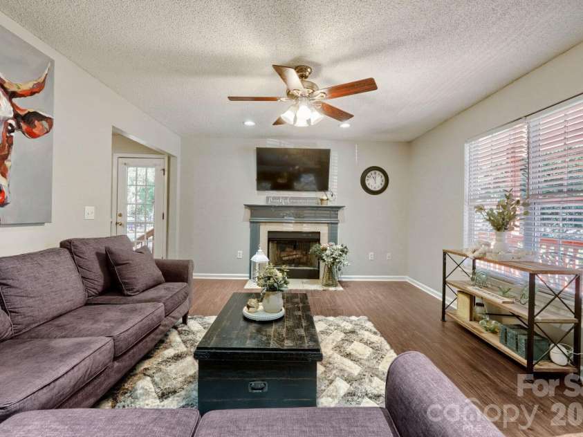 7742 Red Robin Trail, Denver, NC 28037.  MLS# CAR4427301, YatesRealty ID 52942. 