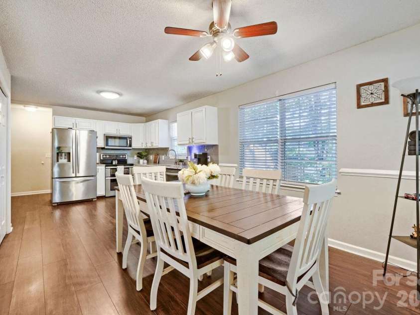 7742 Red Robin Trail, Denver, NC 28037.  MLS# CAR4427301, YatesRealty ID 52942. 
