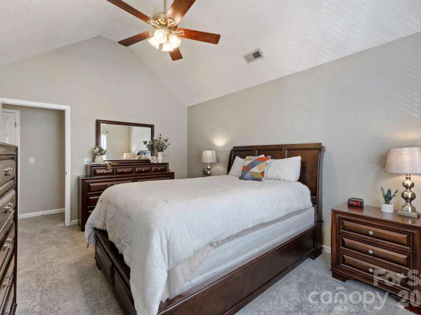 7742 Red Robin Trail, Denver, NC 28037.  MLS# CAR4427301, YatesRealty ID 52942. 