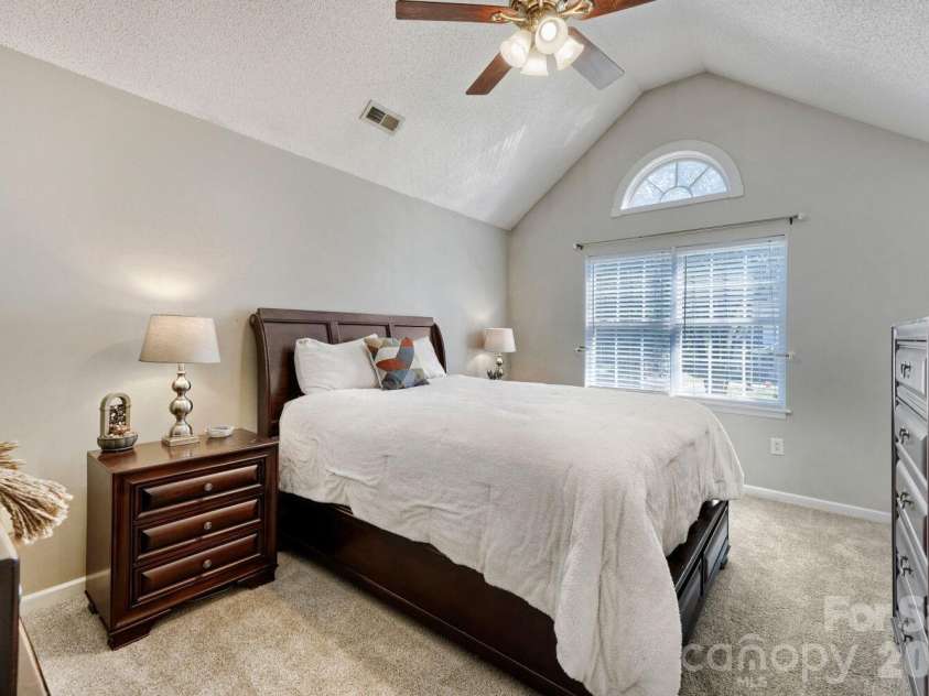 7742 Red Robin Trail, Denver, NC 28037.  MLS# CAR4427301, YatesRealty ID 52942. 