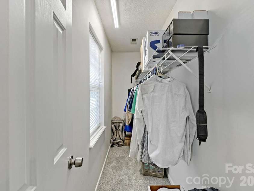 7742 Red Robin Trail, Denver, NC 28037.  MLS# CAR4427301, YatesRealty ID 52942. 