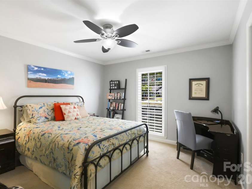 4701 Dawnridge Drive, Charlotte, NC 28226.  MLS# CAR4426903, YatesRealty ID 52949. 