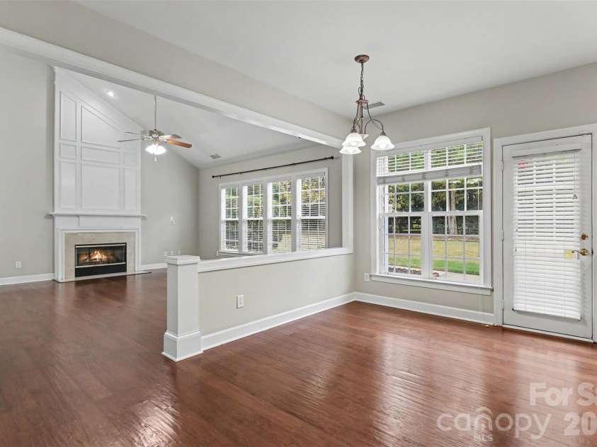 11027 Knight Castle Drive, Charlotte, NC 28277.  MLS# CAR4426935, YatesRealty ID 52950. 
