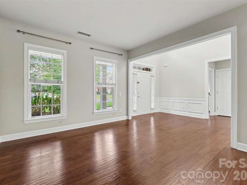 11027 Knight Castle Drive, Charlotte, NC 28277.  MLS# CAR4426935, YatesRealty ID 52950. 