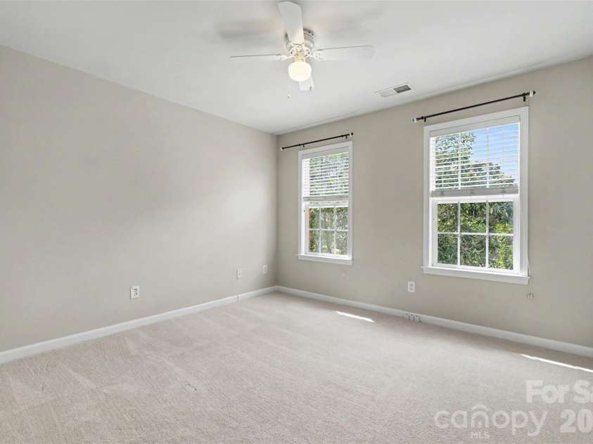 11027 Knight Castle Drive, Charlotte, NC 28277.  MLS# CAR4426935, YatesRealty ID 52950. 