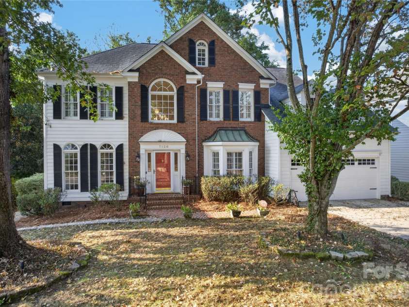 7128 Broadford Court, Charlotte, NC 28277.  MLS# CAR4426890, YatesRealty ID 52952. 
