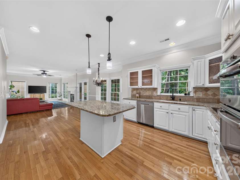 7128 Broadford Court, Charlotte, NC 28277.  MLS# CAR4426890, YatesRealty ID 52952. 