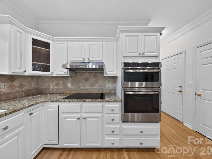 7128 Broadford Court, Charlotte, NC 28277.  MLS# CAR4426890, YatesRealty ID 52952. 