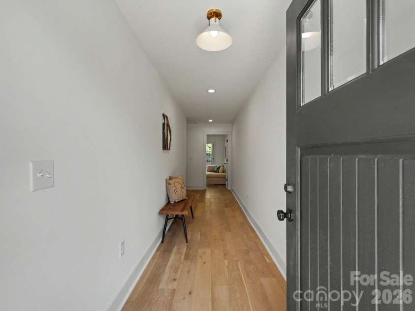 3139 Colyer Place, Charlotte, NC 28205.  MLS# CAR4426937, YatesRealty ID 52953. 