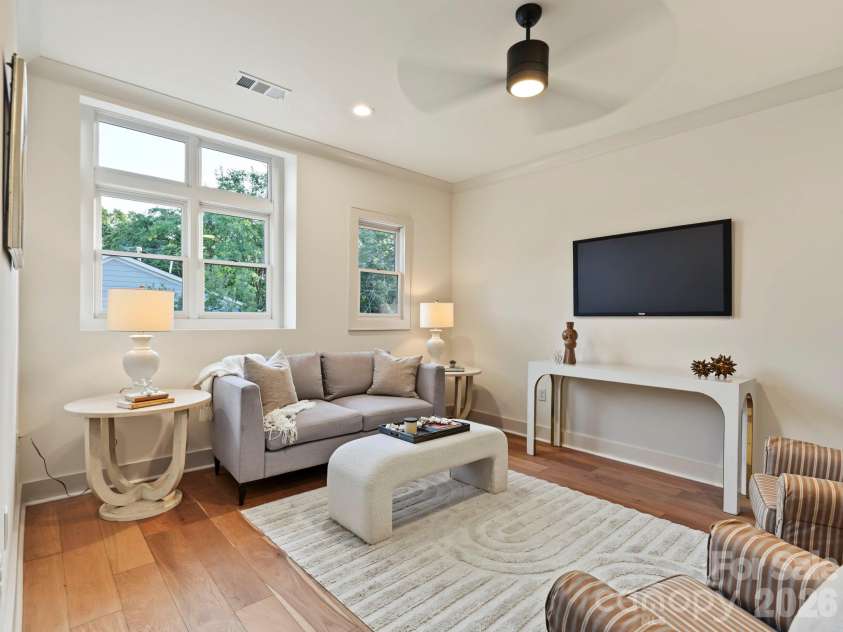3139 Colyer Place, Charlotte, NC 28205.  MLS# CAR4426937, YatesRealty ID 52953. 