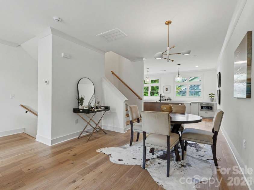 3139 Colyer Place, Charlotte, NC 28205.  MLS# CAR4426937, YatesRealty ID 52953. 