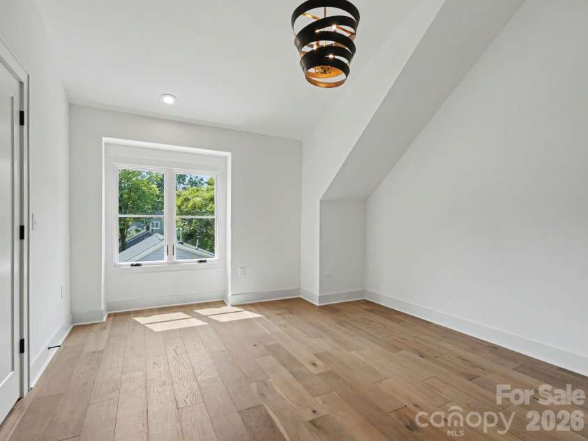 3139 Colyer Place, Charlotte, NC 28205.  MLS# CAR4426937, YatesRealty ID 52953. 