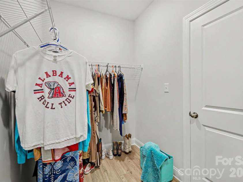 125 Dunlavin Way, Mooresville, NC 28115.  MLS# CAR4426785, YatesRealty ID 52956. 