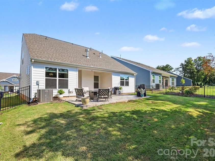 125 Dunlavin Way, Mooresville, NC 28115.  MLS# CAR4426785, YatesRealty ID 52956. 