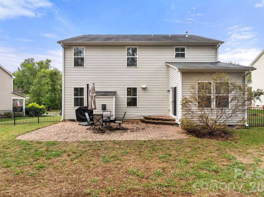 338 Lorraine Road, Fort Mill, SC 29708.  MLS# CAR4426652, YatesRealty ID 52958. 