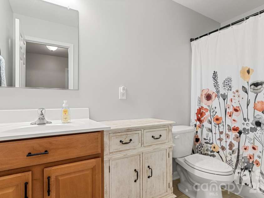338 Lorraine Road, Fort Mill, SC 29708.  MLS# CAR4426652, YatesRealty ID 52958. 