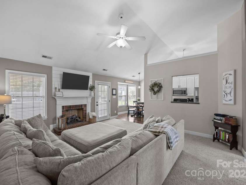 3419 Brickyard Lane, Midland, NC 28107.  MLS# CAR4266112, YatesRealty ID 5296. Family Room