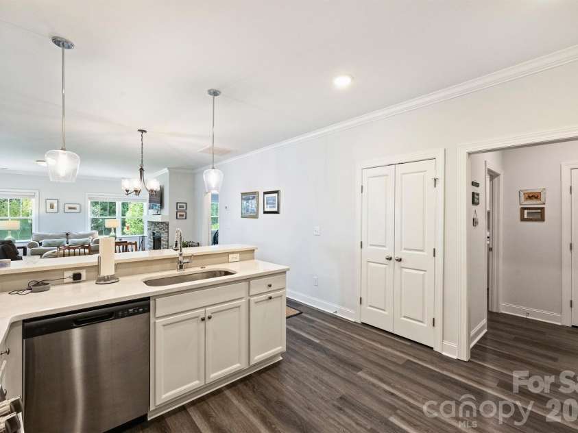6625 Glenlivet Court, Charlotte, NC 28278.  MLS# CAR4426512, YatesRealty ID 52962. 
