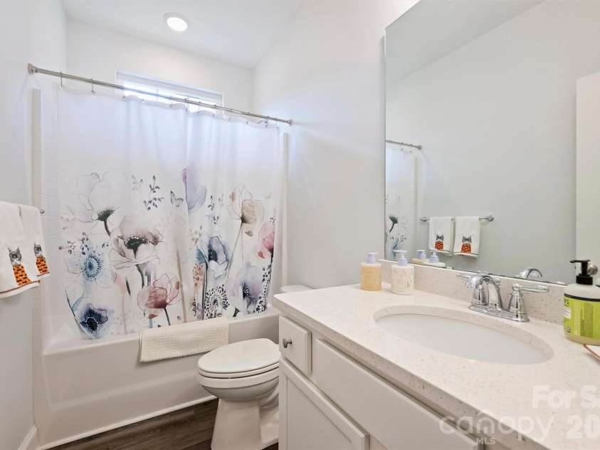 6625 Glenlivet Court, Charlotte, NC 28278.  MLS# CAR4426512, YatesRealty ID 52962. 