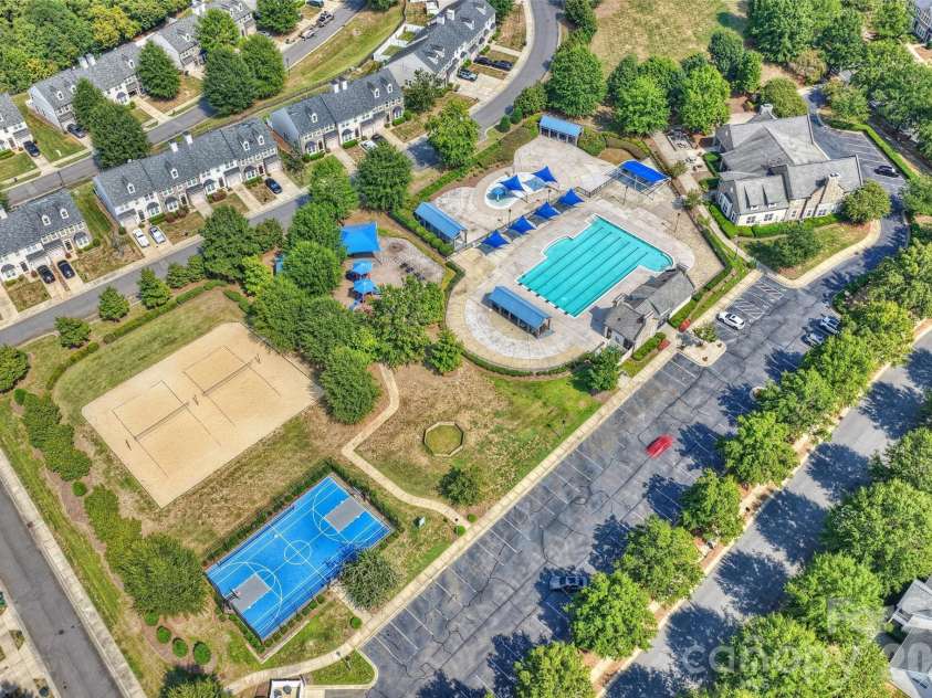 6625 Glenlivet Court, Charlotte, NC 28278.  MLS# CAR4426512, YatesRealty ID 52962. 