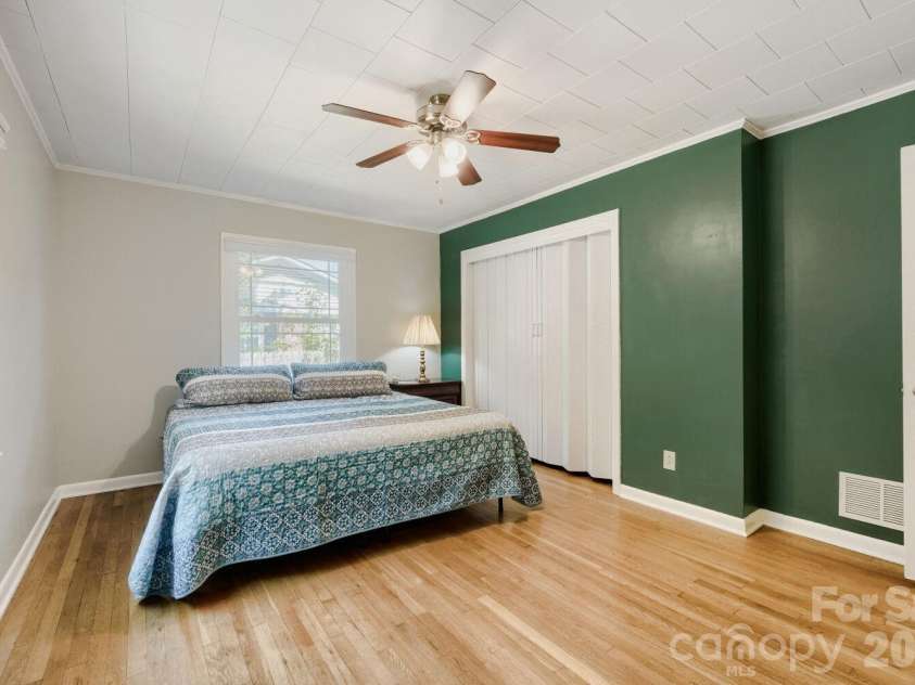 301 Jean Avenue, Kannapolis, NC 28083.  MLS# CAR4426634, YatesRealty ID 52963. 