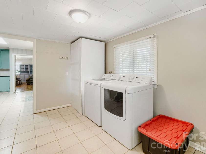 301 Jean Avenue, Kannapolis, NC 28083.  MLS# CAR4426634, YatesRealty ID 52963. 