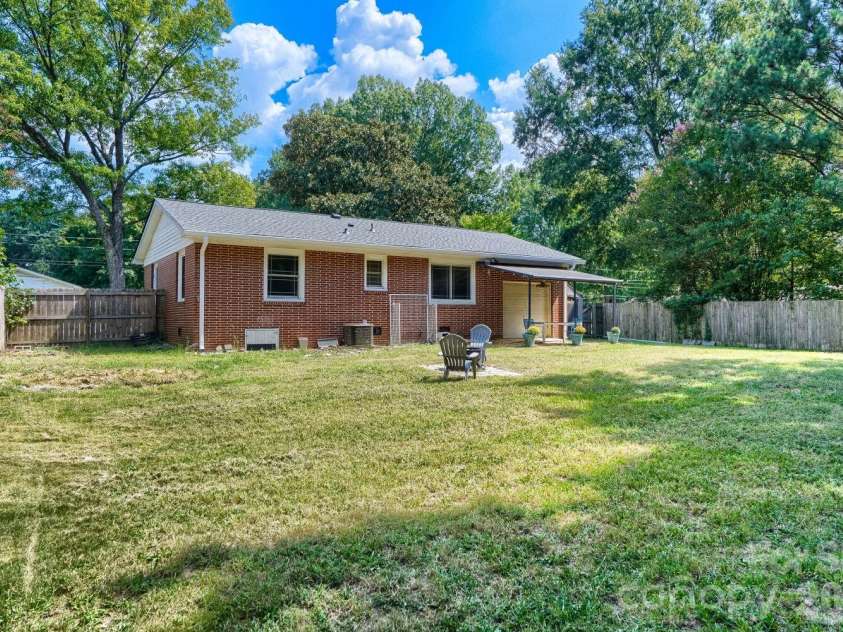 301 Jean Avenue, Kannapolis, NC 28083.  MLS# CAR4426634, YatesRealty ID 52963. 