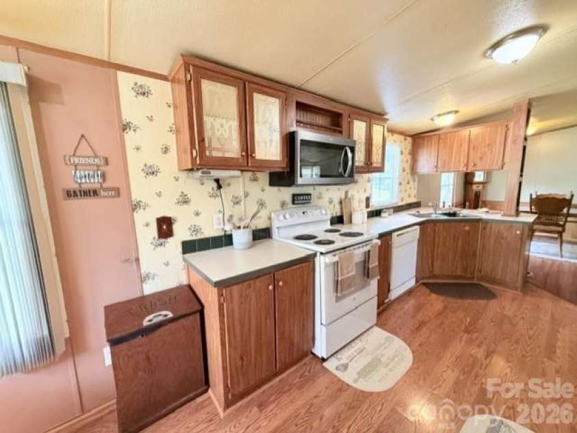 5241 Golden Pond Drive, York, SC 29745.  MLS# CAR4426510, YatesRealty ID 52965. 