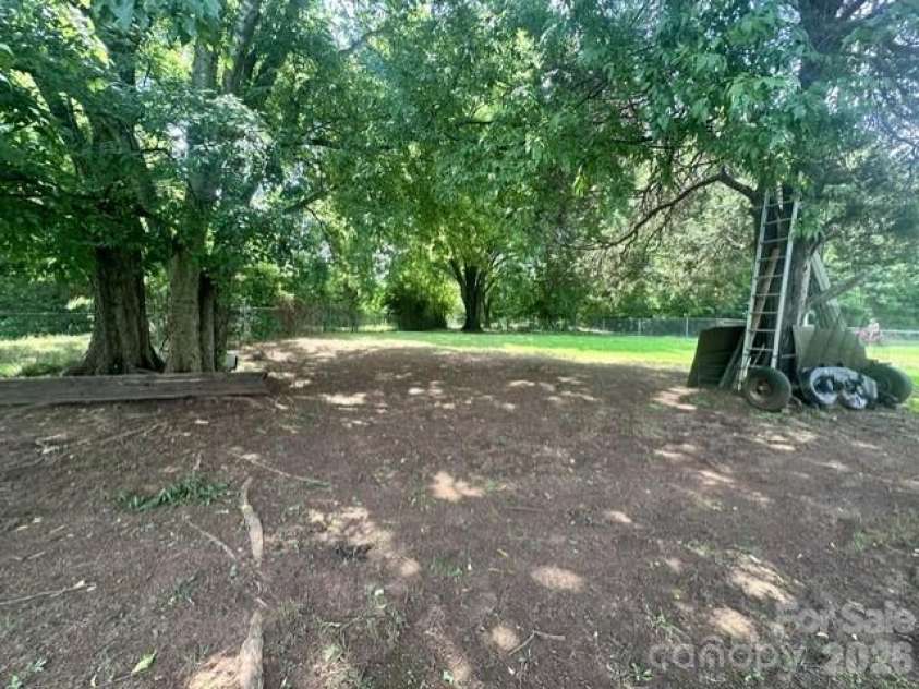 5241 Golden Pond Drive, York, SC 29745.  MLS# CAR4426510, YatesRealty ID 52965. 
