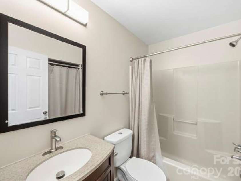 5907 Scots Bluff Drive, Charlotte, NC 28227.  MLS# CAR4426176, YatesRealty ID 52966. 