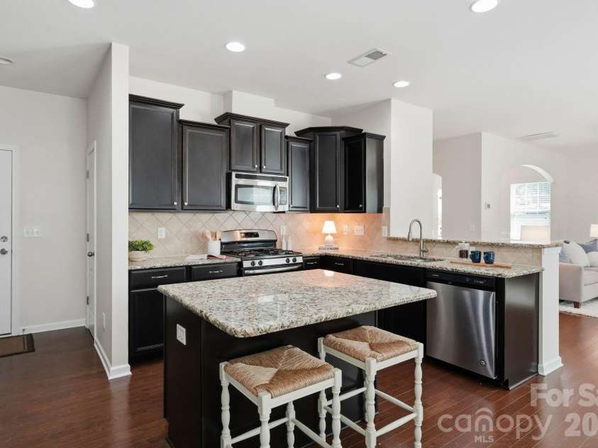 3309 Wicklow Lane, Gastonia, NC 28056.  MLS# CAR4426469, YatesRealty ID 52967. 