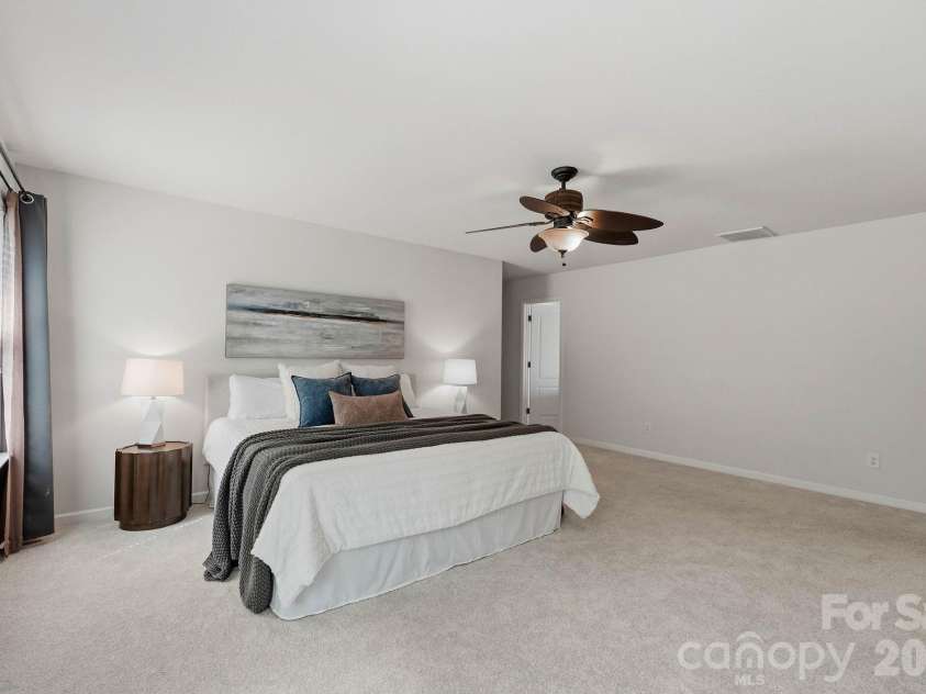 3309 Wicklow Lane, Gastonia, NC 28056.  MLS# CAR4426469, YatesRealty ID 52967. 