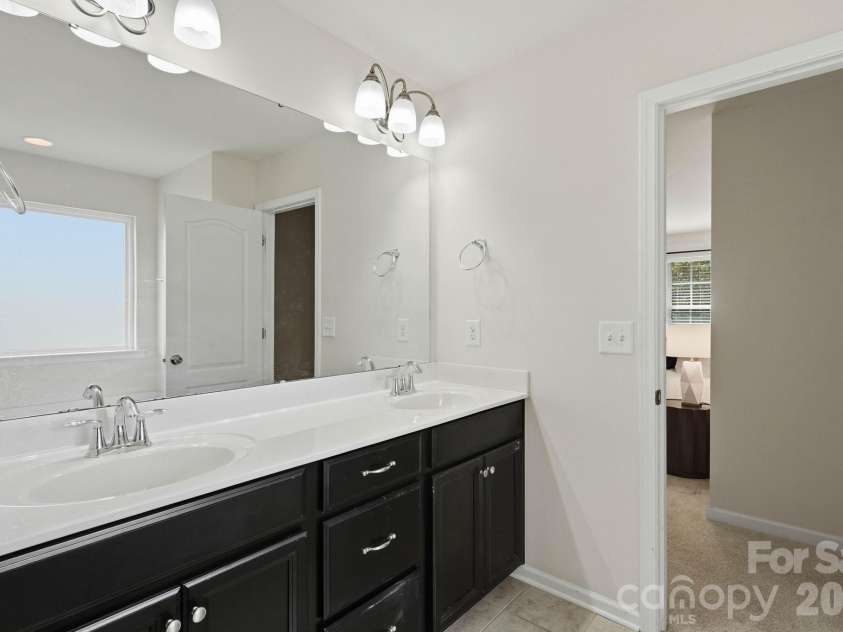 3309 Wicklow Lane, Gastonia, NC 28056.  MLS# CAR4426469, YatesRealty ID 52967. 