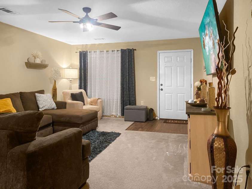 11627 Tribal Drive, Charlotte, NC 28214.  MLS# CAR4214830, YatesRealty ID 5297. Spacious Living room
