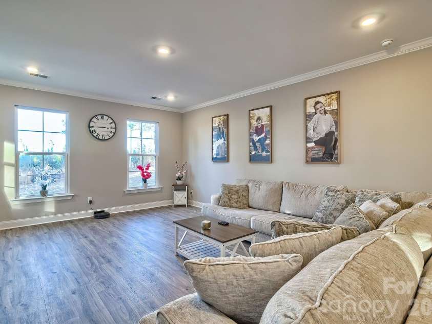 4922 Bethune Road, Kershaw, SC 29067.  MLS# CAR4336107, YatesRealty ID 5297. 