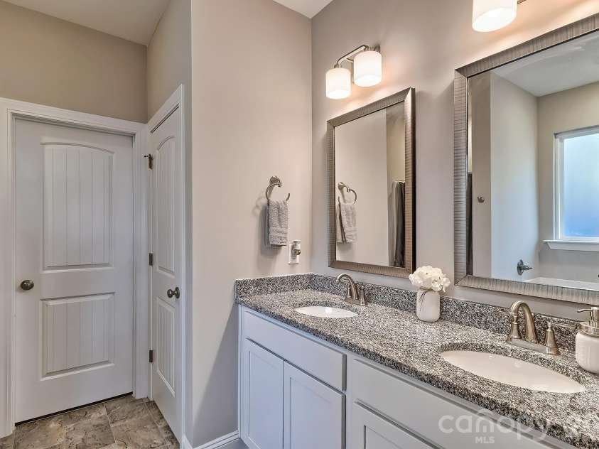 4922 Bethune Road, Kershaw, SC 29067.  MLS# CAR4336107, YatesRealty ID 5297. 