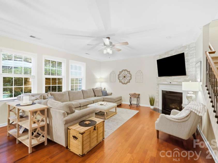2669 Southern Trace Drive, Waxhaw, NC 28173.  MLS# CAR4426085, YatesRealty ID 52970. 