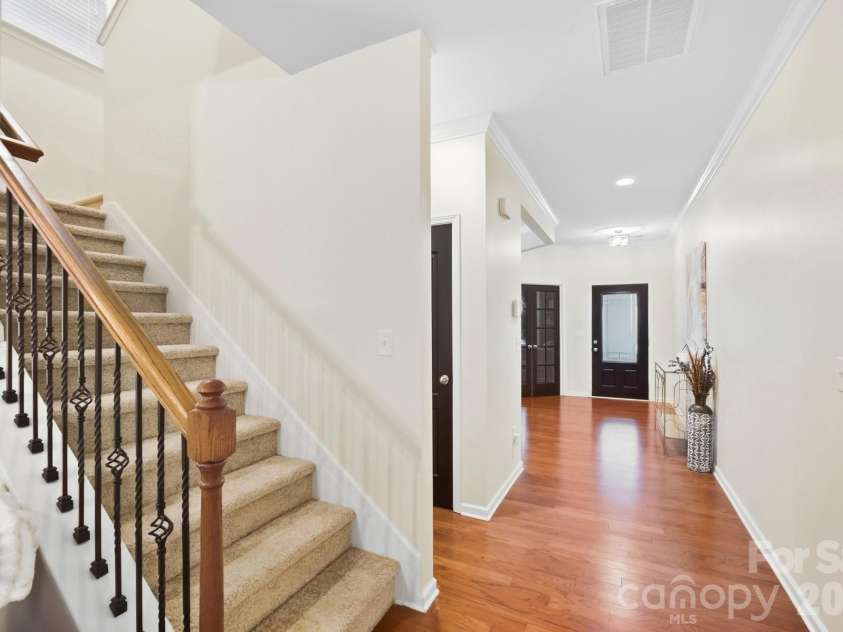 2669 Southern Trace Drive, Waxhaw, NC 28173.  MLS# CAR4426085, YatesRealty ID 52970. 
