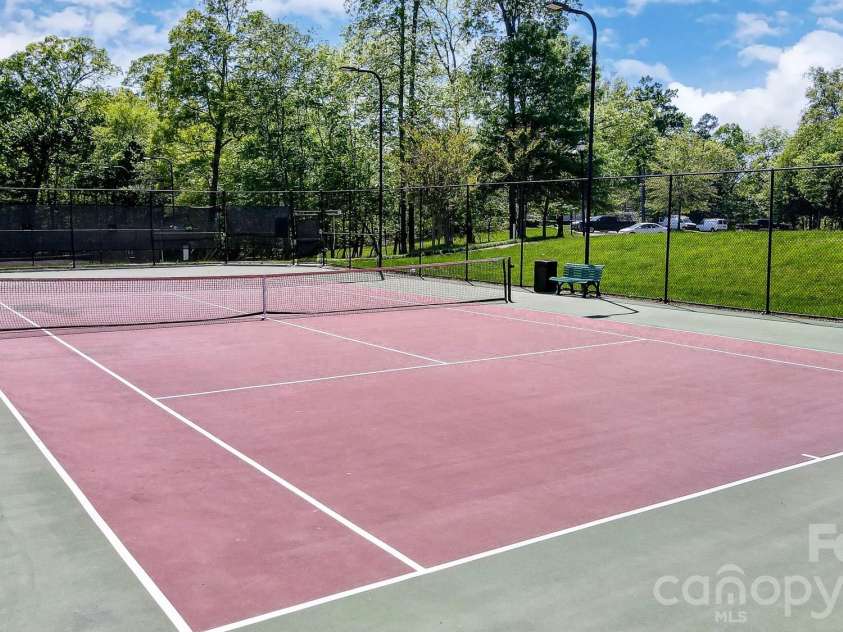 2669 Southern Trace Drive, Waxhaw, NC 28173.  MLS# CAR4426085, YatesRealty ID 52970. 