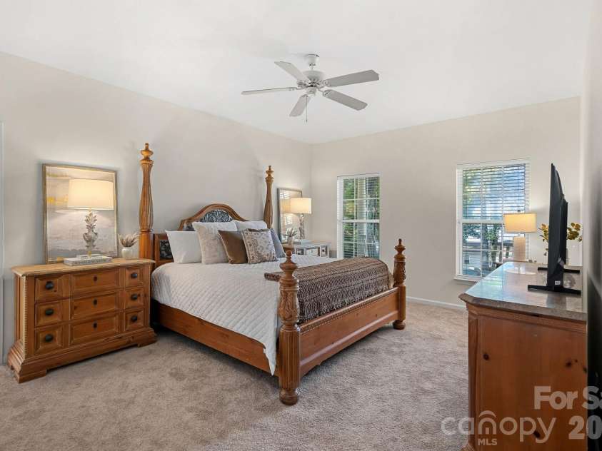 390 Robinson Road, Mooresville, NC 28117.  MLS# CAR4426077, YatesRealty ID 52971. 