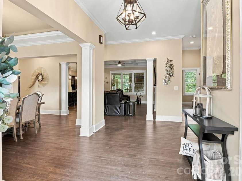 917 Catawba Shores Drive, Rock Hill, SC 29730.  MLS# CAR4426030, YatesRealty ID 52972. 