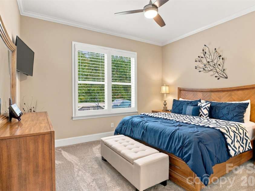 917 Catawba Shores Drive, Rock Hill, SC 29730.  MLS# CAR4426030, YatesRealty ID 52972. 