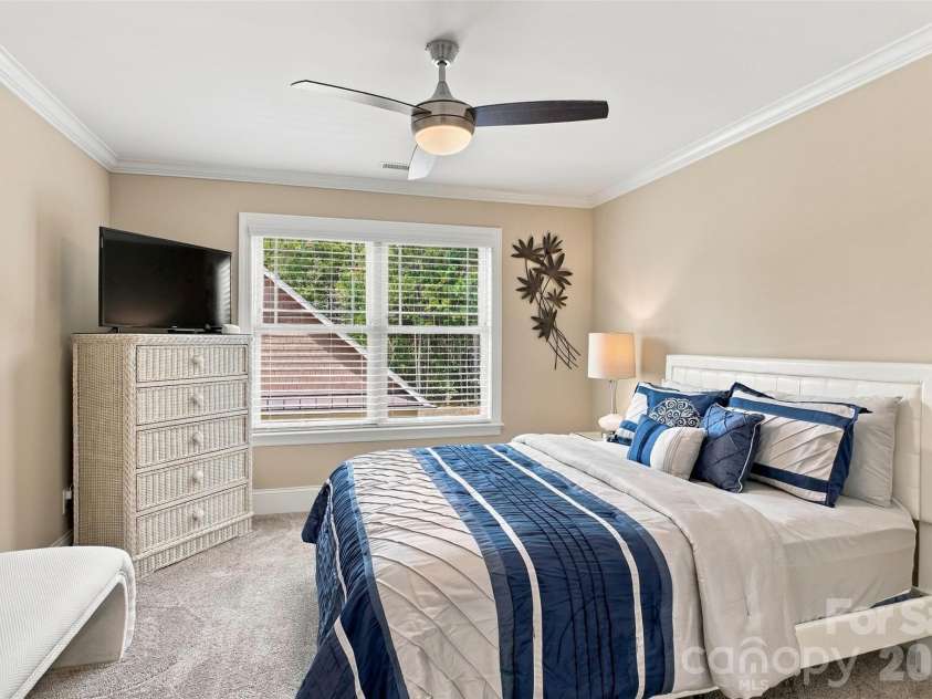917 Catawba Shores Drive, Rock Hill, SC 29730.  MLS# CAR4426030, YatesRealty ID 52972. 