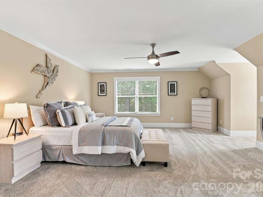 917 Catawba Shores Drive, Rock Hill, SC 29730.  MLS# CAR4426030, YatesRealty ID 52972. 
