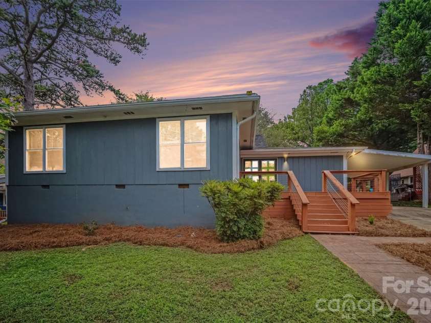 1162 Molokai Drive, Tega Cay, SC 29708.  MLS# CAR4425607, YatesRealty ID 52973. 