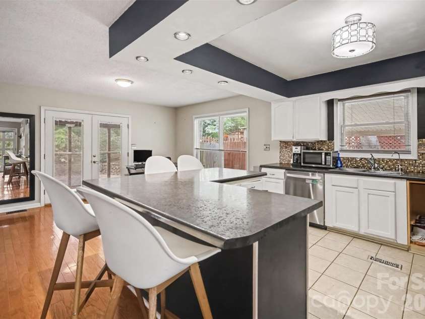 1162 Molokai Drive, Tega Cay, SC 29708.  MLS# CAR4425607, YatesRealty ID 52973. 