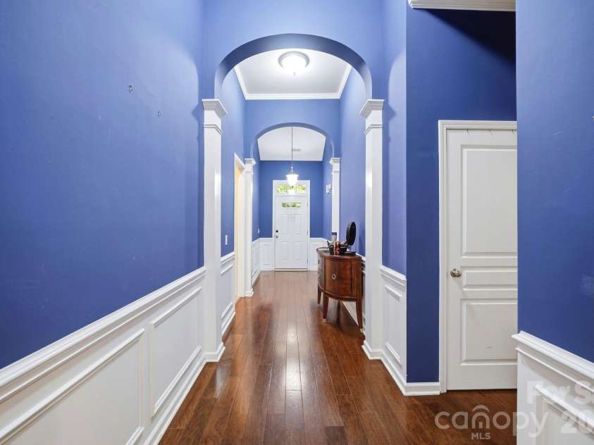 3009 Grande Heights Drive, Charlotte, NC 28269.  MLS# CAR4425756, YatesRealty ID 52975. 