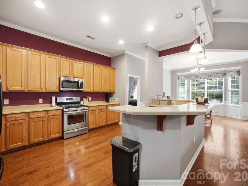 3009 Grande Heights Drive, Charlotte, NC 28269.  MLS# CAR4425756, YatesRealty ID 52975. 