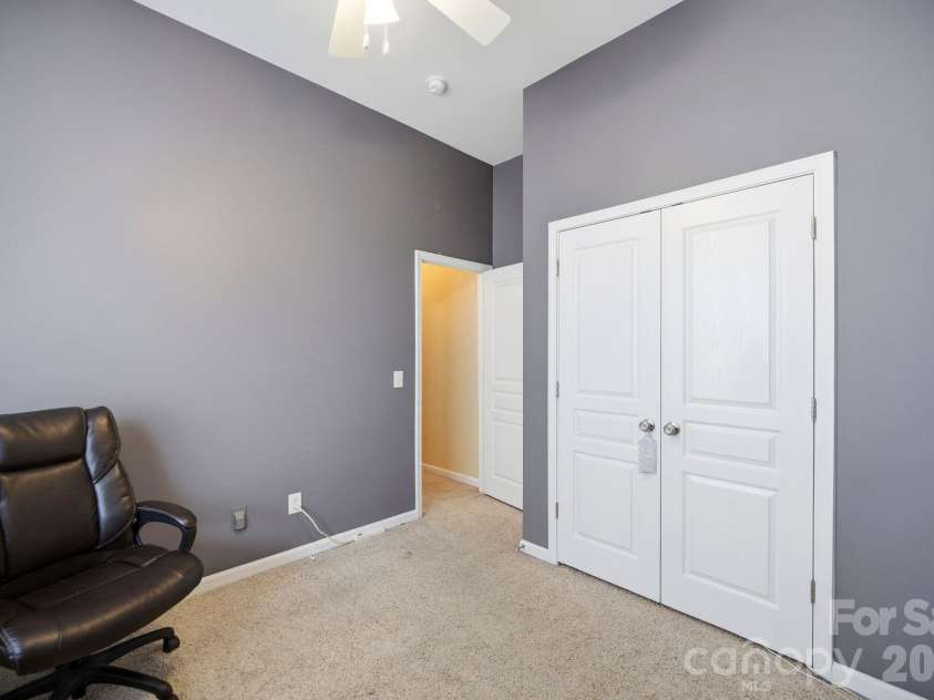 3009 Grande Heights Drive, Charlotte, NC 28269.  MLS# CAR4425756, YatesRealty ID 52975. 