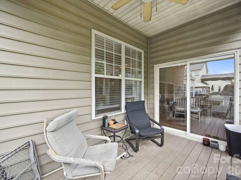3009 Grande Heights Drive, Charlotte, NC 28269.  MLS# CAR4425756, YatesRealty ID 52975. 